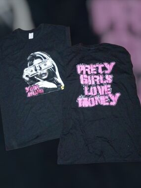 Black Graphic Tee with Pink 'Pretty Girls Love Money' Print